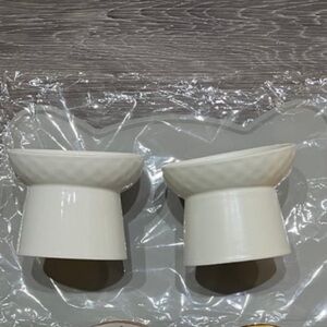 2 pcs Elevated ceramic cat bowls + silicon non slip mat